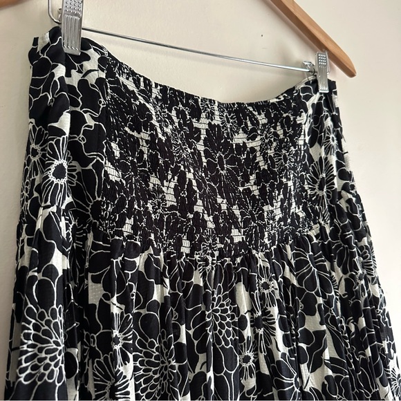 Anthropologie • Daisie‎ Modal Midi Skirt - Picture 7 of 7